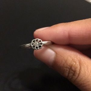 Small silver flower ring